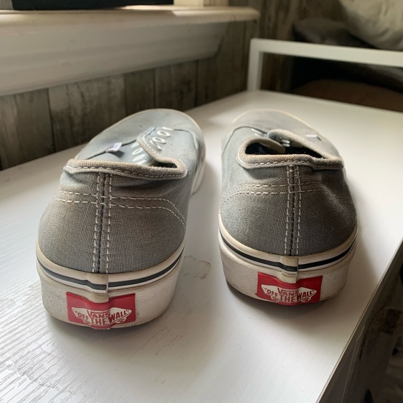Vans - Picture 3 of 5